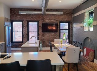 309 E Monroe St #2A, Springfield, IL 62701