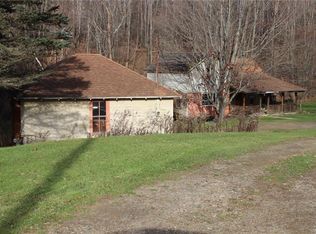 8982 Barber Rd, Bolivar, NY 14715