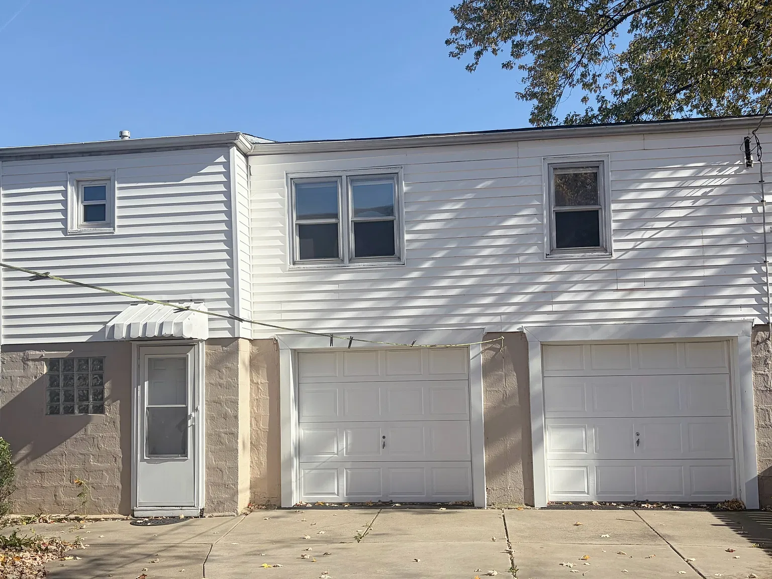 235 Wagner Ave — Photo 1