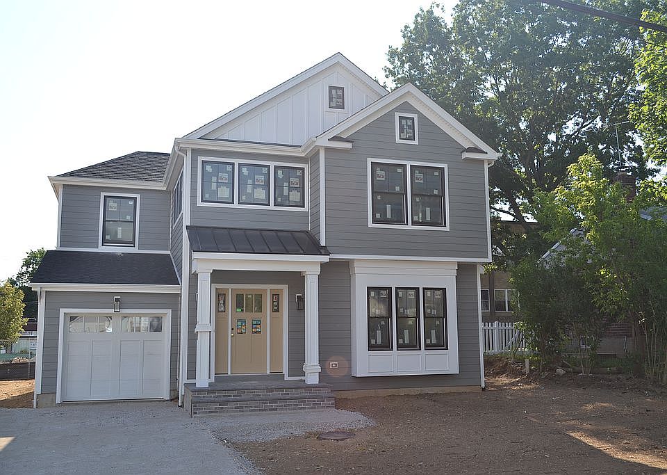 1st image of 5 Madison Pl