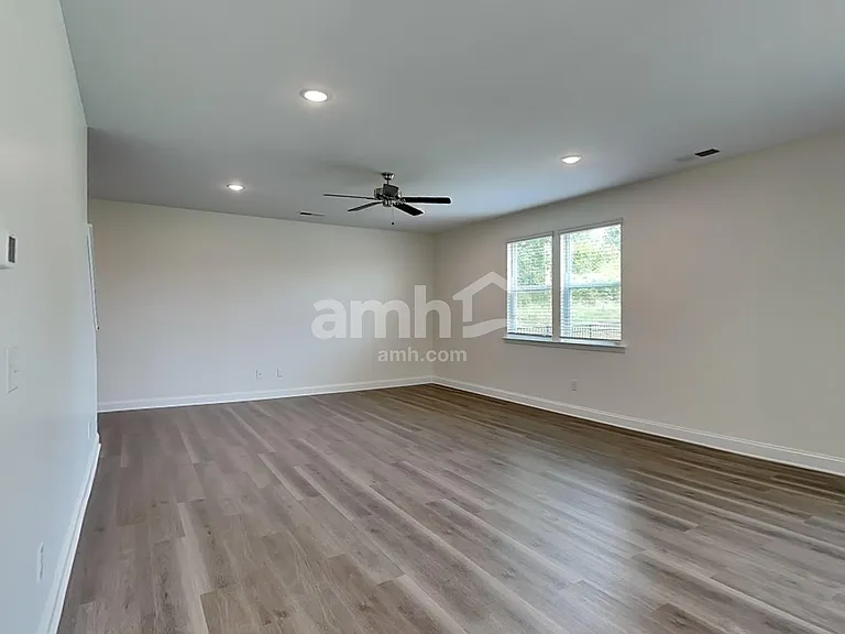 3536 Lincoln Heights Ln — Photo 5