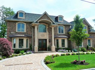 14 Jean Dr, Englewood Cliffs, NJ 07632