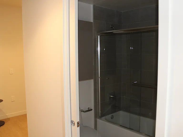 Beloit West Co-Living — Photo 18
