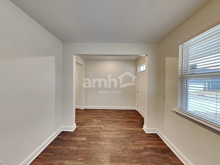 2011 Williamshire Ln — Photo 7