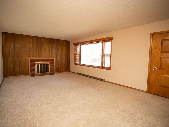 4th image of 607 S 25th St