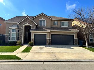 10533 N Sierra Vista Ave, Fresno, CA