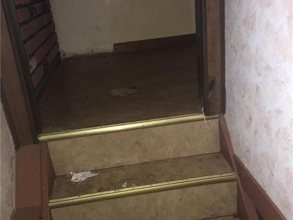 5th image of 2915 Julian St