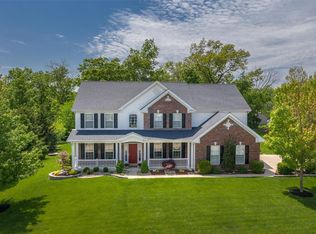 1811 Majestic Oaks Dr, Wentzville, MO 63385