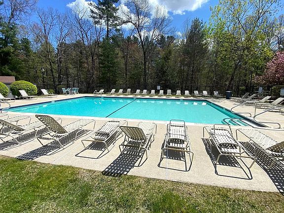 3rd image of 18B Chandler Ct