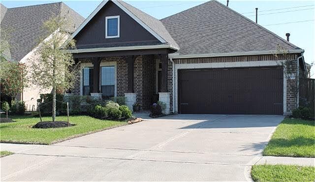 1st image of 24323 Piazza Dr