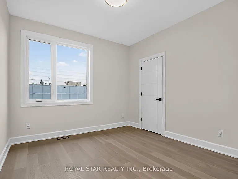 526 Mutual St #A — Photo 25