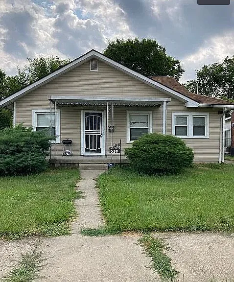 524 Crestmore Ave — Photo 1