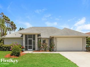 28 Pinehurst Pl, Rotonda West, FL 33947