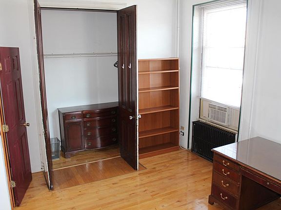2nd image of 111 S 42nd St #1F