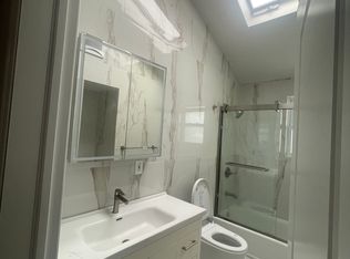 11 Birchwood Park Dr, Syosset, NY 11791