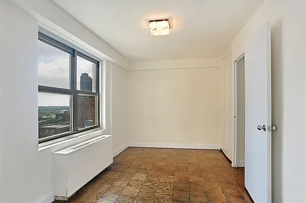 Sold by Citi Habitats | media 8