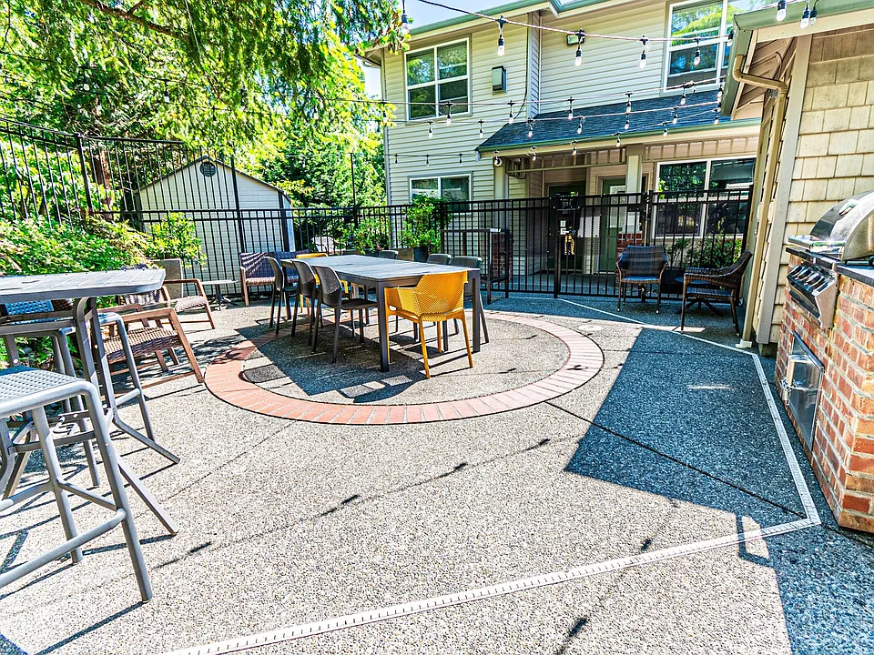 24913 103rd Ave SE #E103