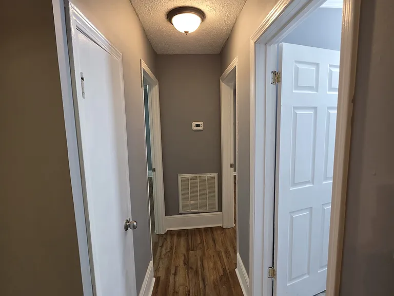 500 Blair St — Photo 14