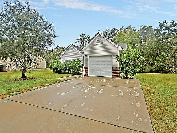 3rd image of 5124 Thornton Dr