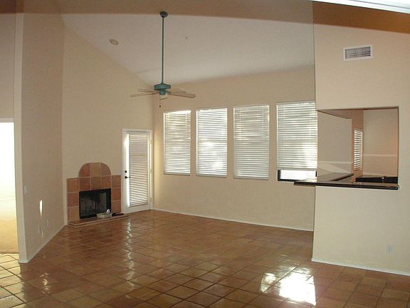 3rd image of 7539 E Camino Real