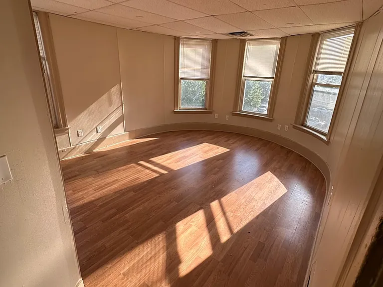 33 Providence St #1 — Photo 11