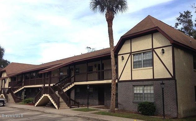 1st image of 3085 Sir Hamilton Cir #8