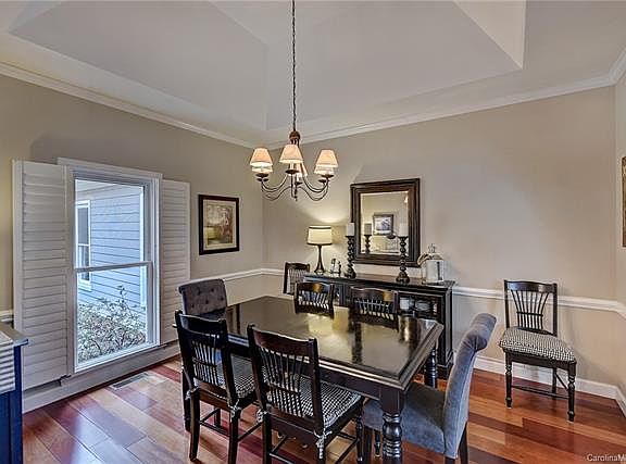 3rd image of 107 Wynward Ln