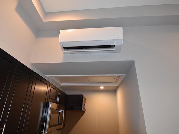 3rd image of 4106 Parkside Ave #1D