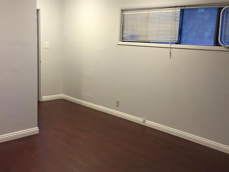 5944 Bartlett Ave — Photo 4