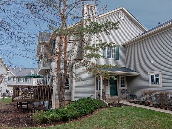 2nd image of 309 Windsor Ct Unit B