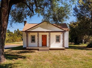 1758 Mount Torrey Rd, Lyndhurst, VA 22952