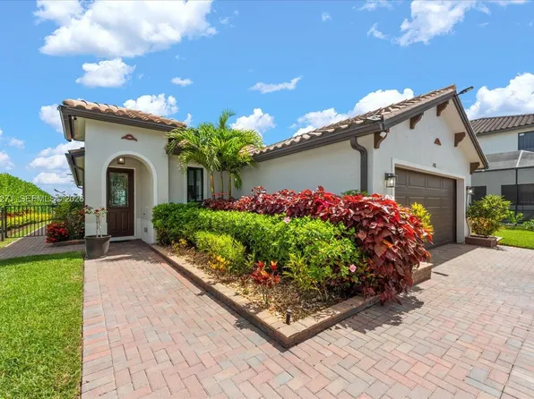 4881 Iron Horse Way, Immokalee, FL 34142
