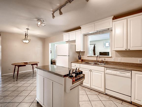 2nd image of 7002 Twin Crest Dr