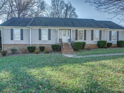 205 Woodbriar Trl, Gastonia, NC, 28056