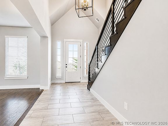4th image of 13120 Knight Island Dr
