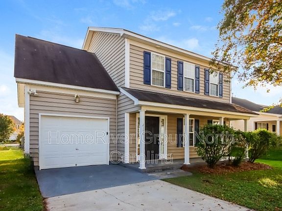 3rd image of 2150 Wexford Way