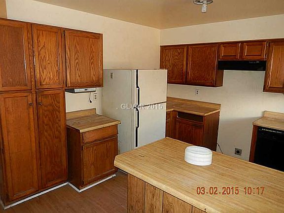 3rd image of 5102 Danica Way