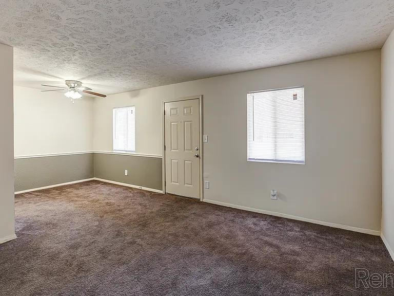 Glenview Apartments — Photo 123