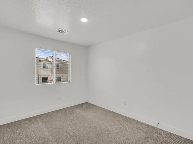 5654 S Duel Ln — Photo 7