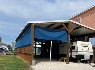 1256 Resort Rd, Crystal Beach, TX 77650