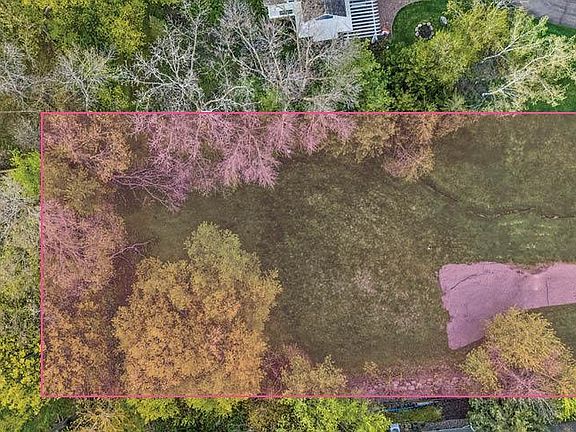 4th image of 2308 Huntington Point Rd E