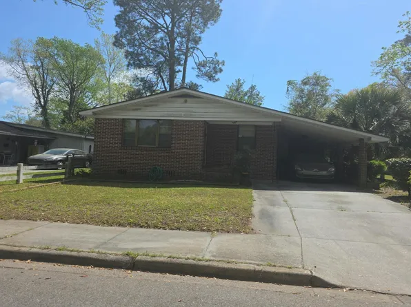 104 Goebel Ave, Savannah, GA 31404