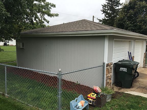 2nd image of 108 Meadow Dr