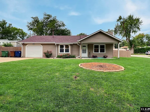 7602 Sarpy Ave, Bellevue, NE 68147