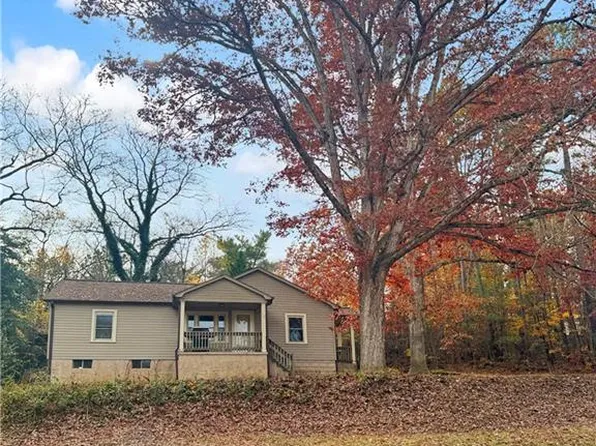 41 Icard Ridge Rd, Taylorsville, NC 28681