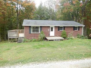 1087 Bethel Church Rd, Latrobe, PA 15650