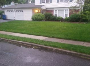 7 Moss Haven Way, Howell, NJ 07731