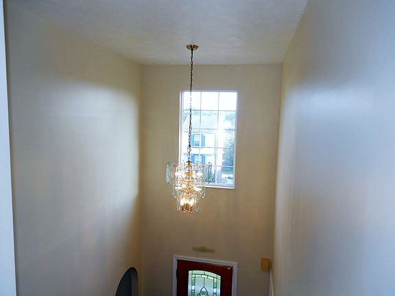 2 Story Foyer