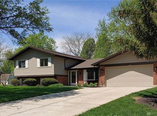 861 Lyncreek Dr, Dayton, OH 45458