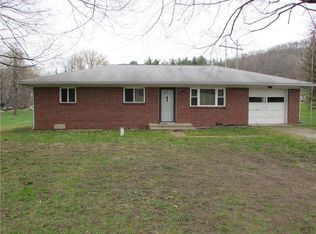 160 E Maple Turn Rd, Martinsville, IN 46151